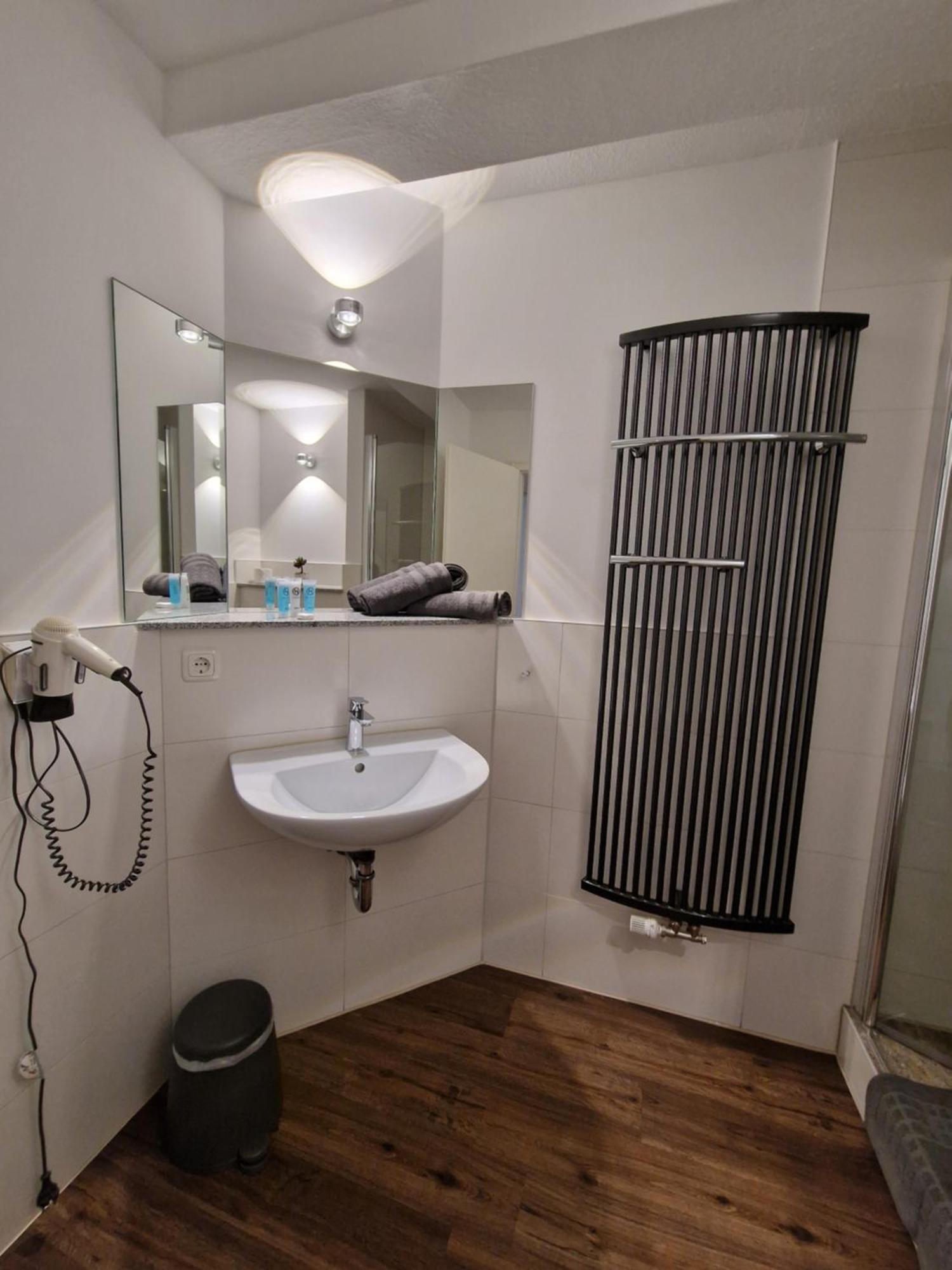Pension zur Sonne 24/7 Poppenhausen Exterior foto