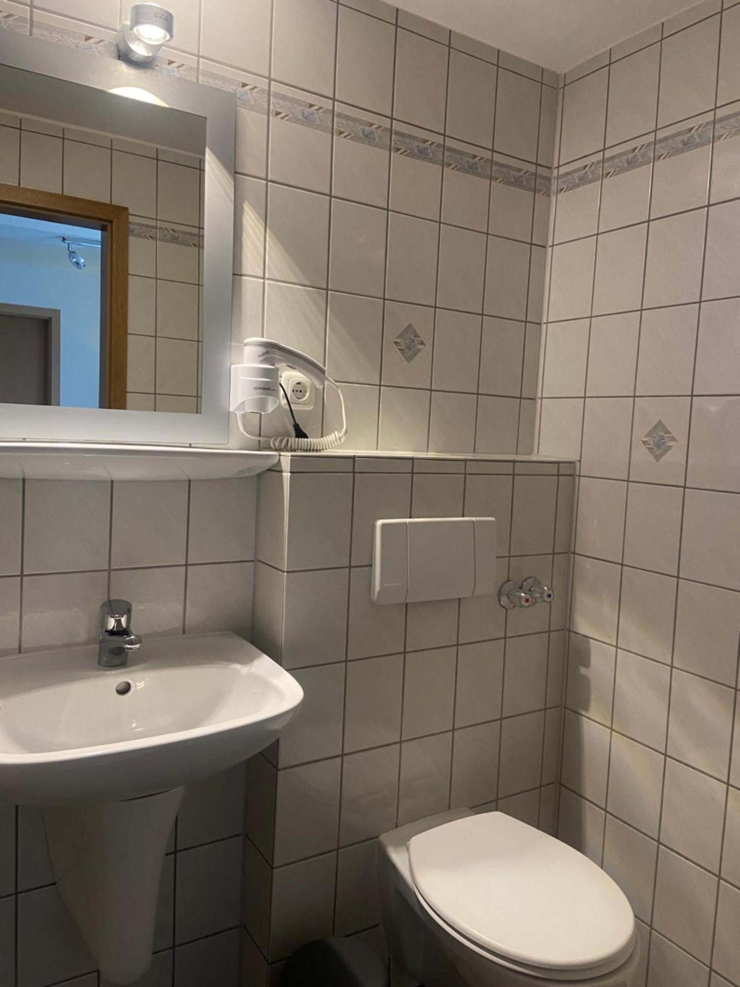 Pension zur Sonne 24/7 Poppenhausen Exterior foto